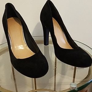 Jessica Simpson suede pumps